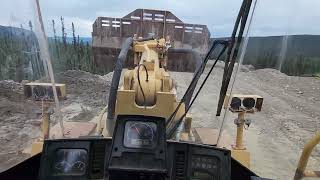 cat 988g wheel loader doing tailings. how to wheel loader w/Logan