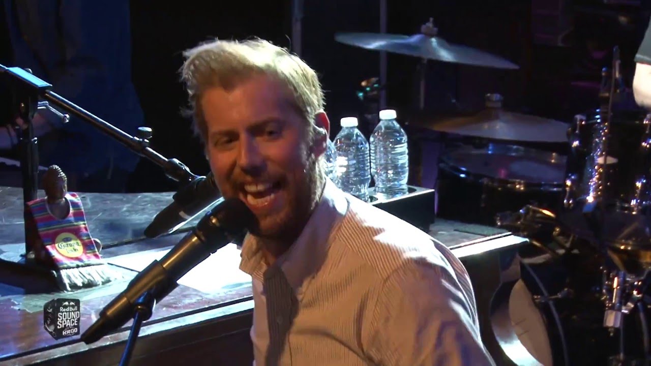 Andrew McMahon in the Wilderness - Cecilia and the Satellite (Live KROQ Redbull Sound Space)