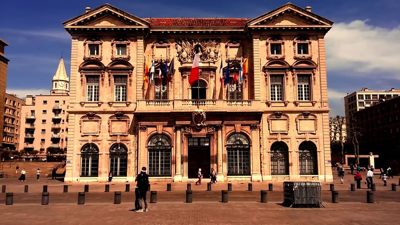 International French School in Marseille, France - YouTube