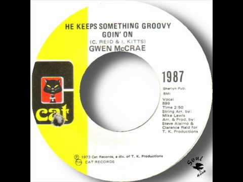 Gwen McCrae - He Keeps Something Groovy Goin' On.wmv