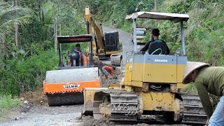 Excavator CAT 320D Dozer Komatsu D31P Compactor Hamm 3410 Working