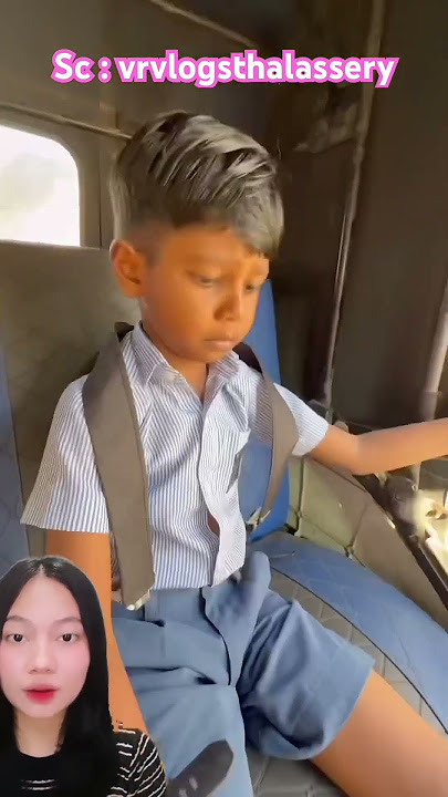 The kind bajaj driver gave his little brother new sandals⁉️ vrvlogsthalassery #remix #dubbing #funny