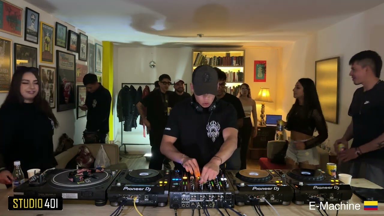 E-MACHINE 401 Sessions #89 (HARDEPENDIENES Showcase)