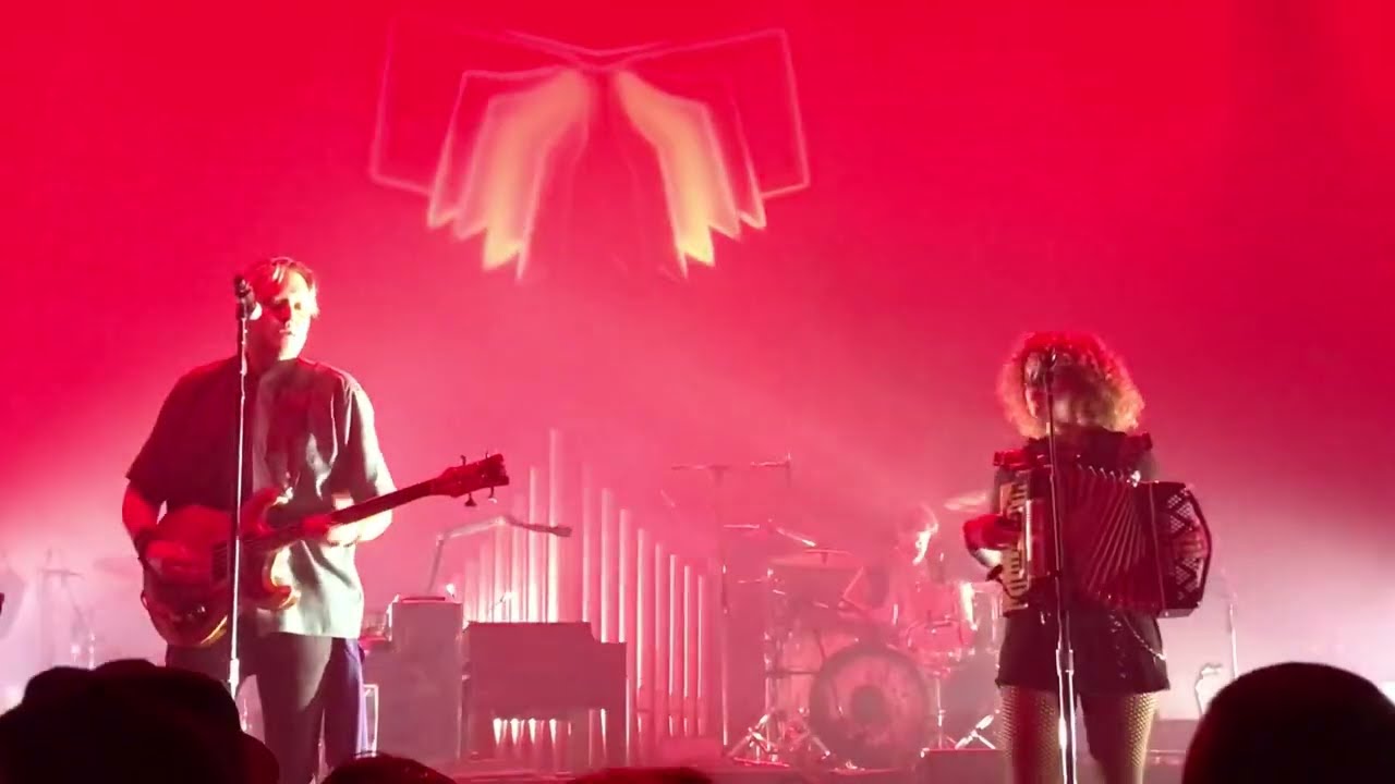 Arcade Fire - No Cars Go - Hammerstein NYC Nov 5, 2022