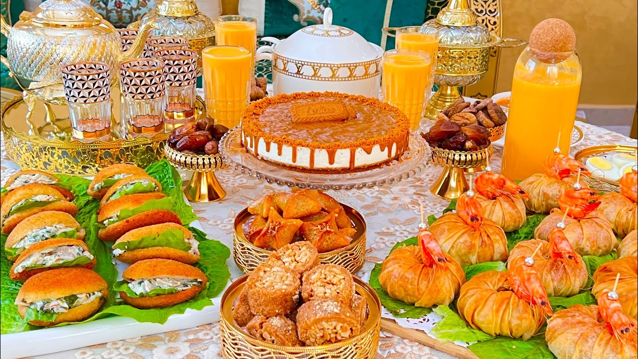 مائدة هماوية كتحمر لوجه 😊 فطائر البالون بدون فرن بسيطلات شهوة منهم مع تحلية اللوتس و عصير بدون فواكه