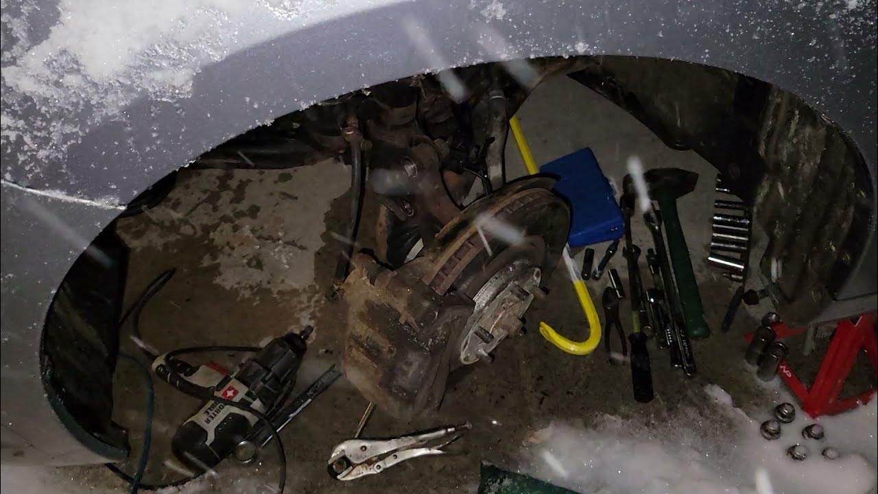 Using Vice Grips to remove sway bar link/stabilizer bar link YouTube