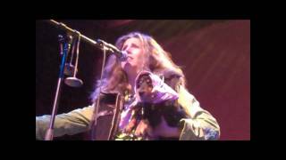 Sophie B. Hawkins performs I Want You by Bob Dylan