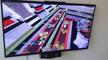 Kid playing towerwars on a raspberry pi 4 with  full java minecraft 1.16.1 optifine and faithfull
