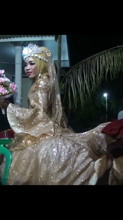 turun dari pelaminan #paespengantin #makeup #temumanten #wedding #makeupartist #pengantin