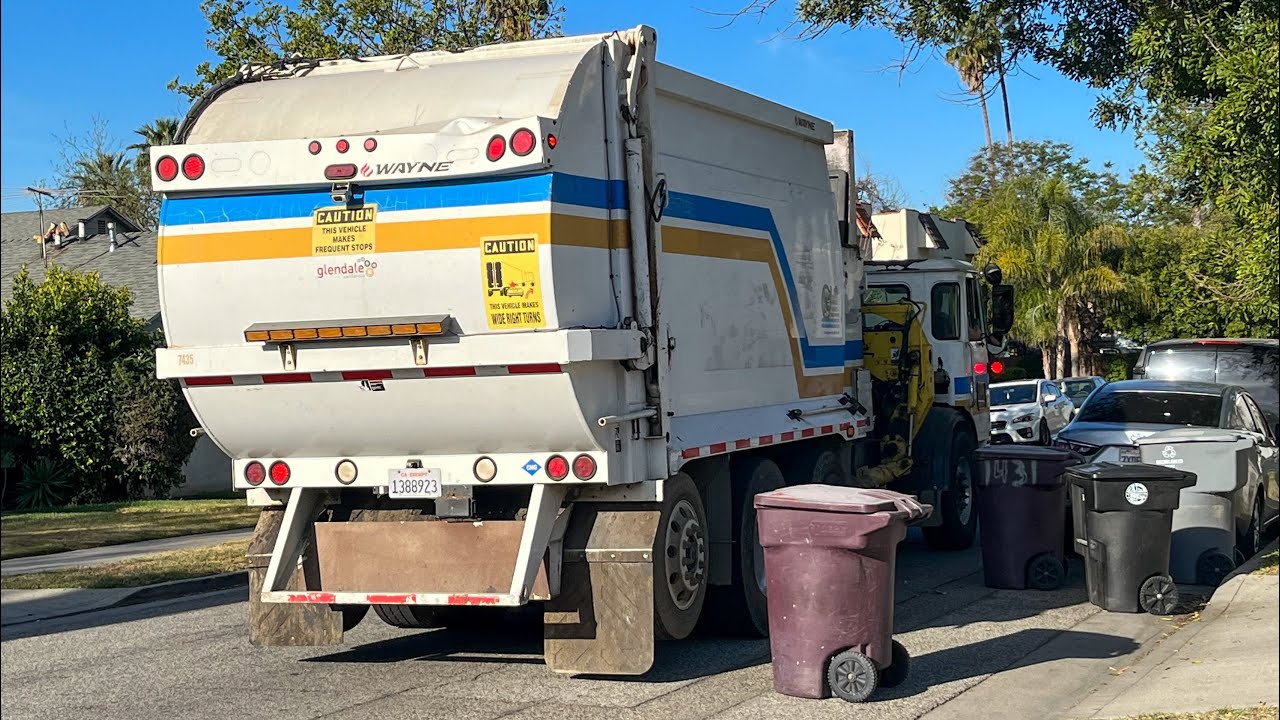City Of Glendale CA Public Works Dept Autocar Xpeditor Wayne 