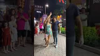 Crazy Turkish Ice Cream Man With Cute Girl Dance Mehmatyaren #turkishfood Resimi