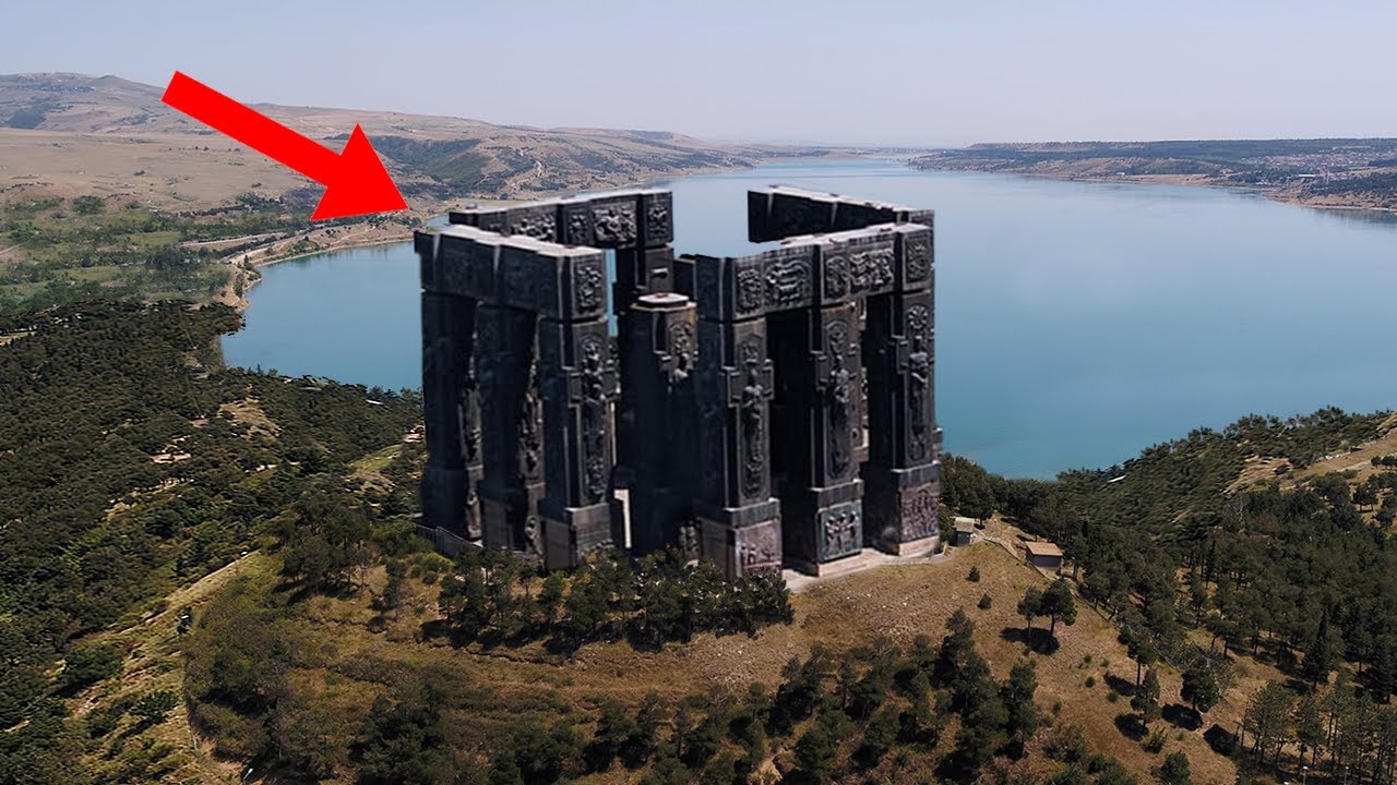 10 INCREDIBLE Historical Places You Won’t Believe Exist!