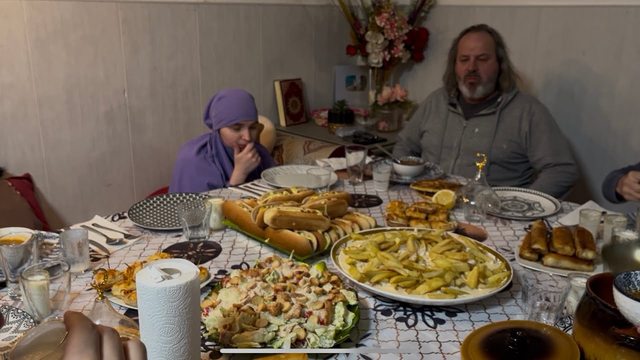 كالعادة بناتي حضرو طاولة افطار  روتين رمضاني كواليس في المطبخ هايلة Routine Ramadan 