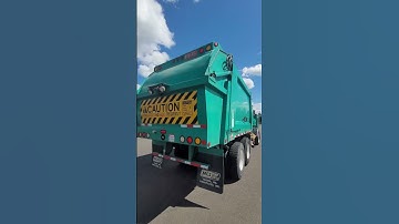 2013 Mack LE Heil Durapack 28yd Side Loader #1