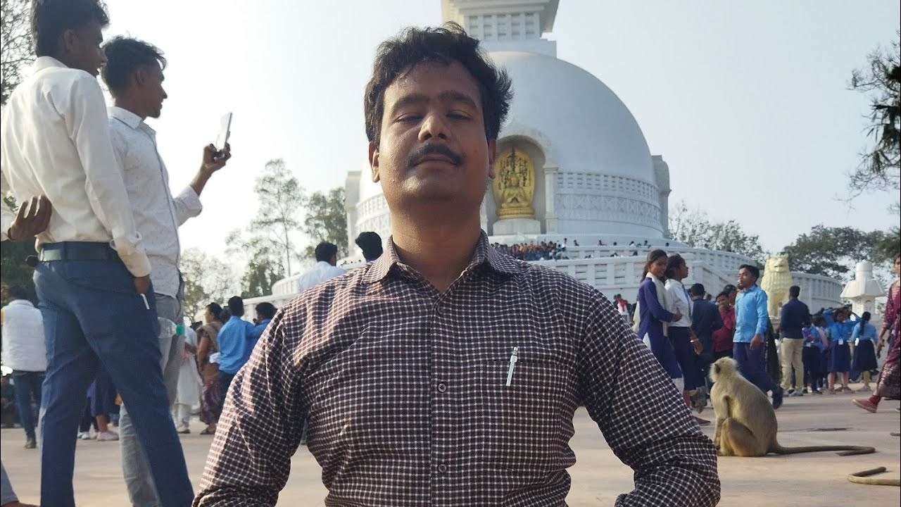 #Shanti Stupa Rajgir Nalanda Bihar #शांति स्तूप राजगीर घूमने गए है। #Shantistupa #rajgirtour #rajgir