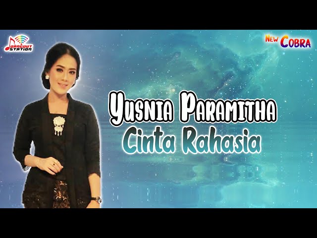 Yusnia Paramitha - Cinta Rahasia (Official Music Video) class=