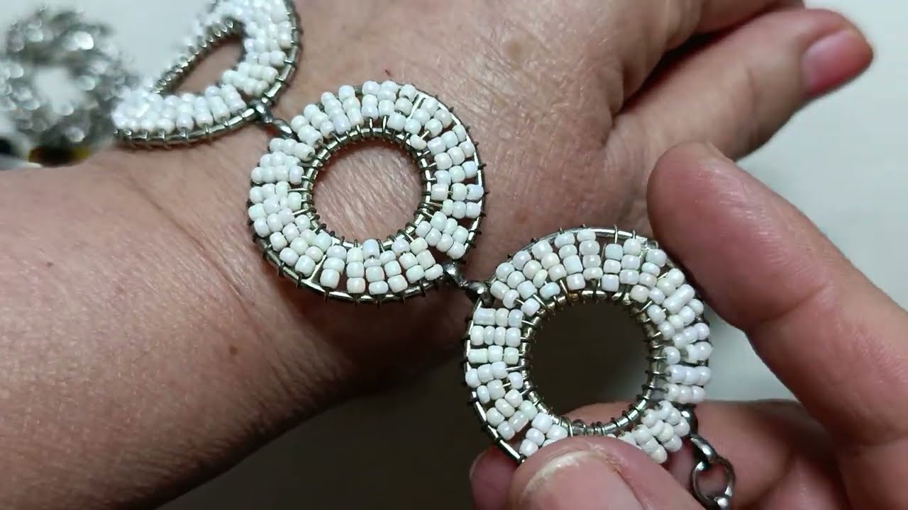 49. Винтажные украшения: броши, комплекты, серьги, браслеты, колье. Ann Taylor. 24.12.2025г.