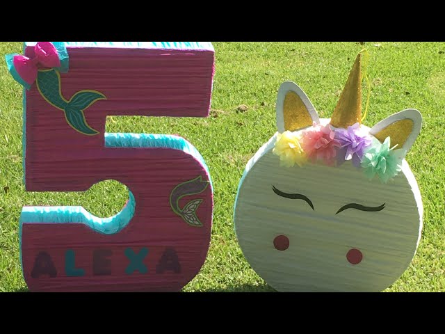 Piñatas 4S - Piñata unicornio abrazando al número 5. Nos