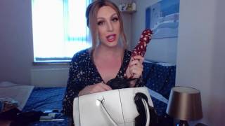 Transsexual Farrah Mills - Whats In My Bag?!