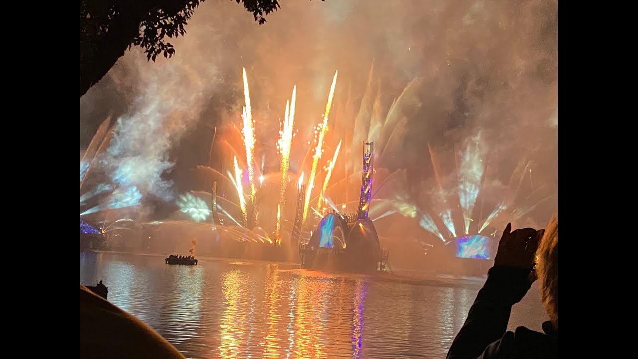 Walt Disney World Epcot Fireworks Show 