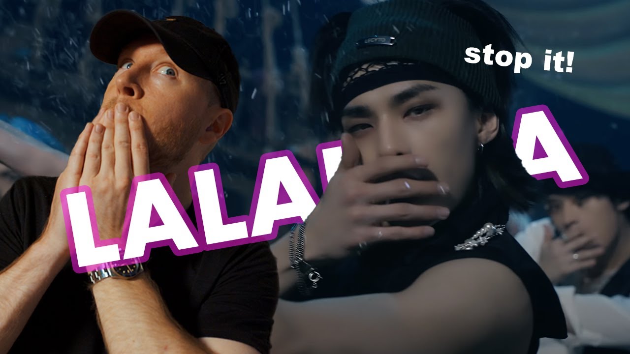 Singer Reacts to Stray Kids 