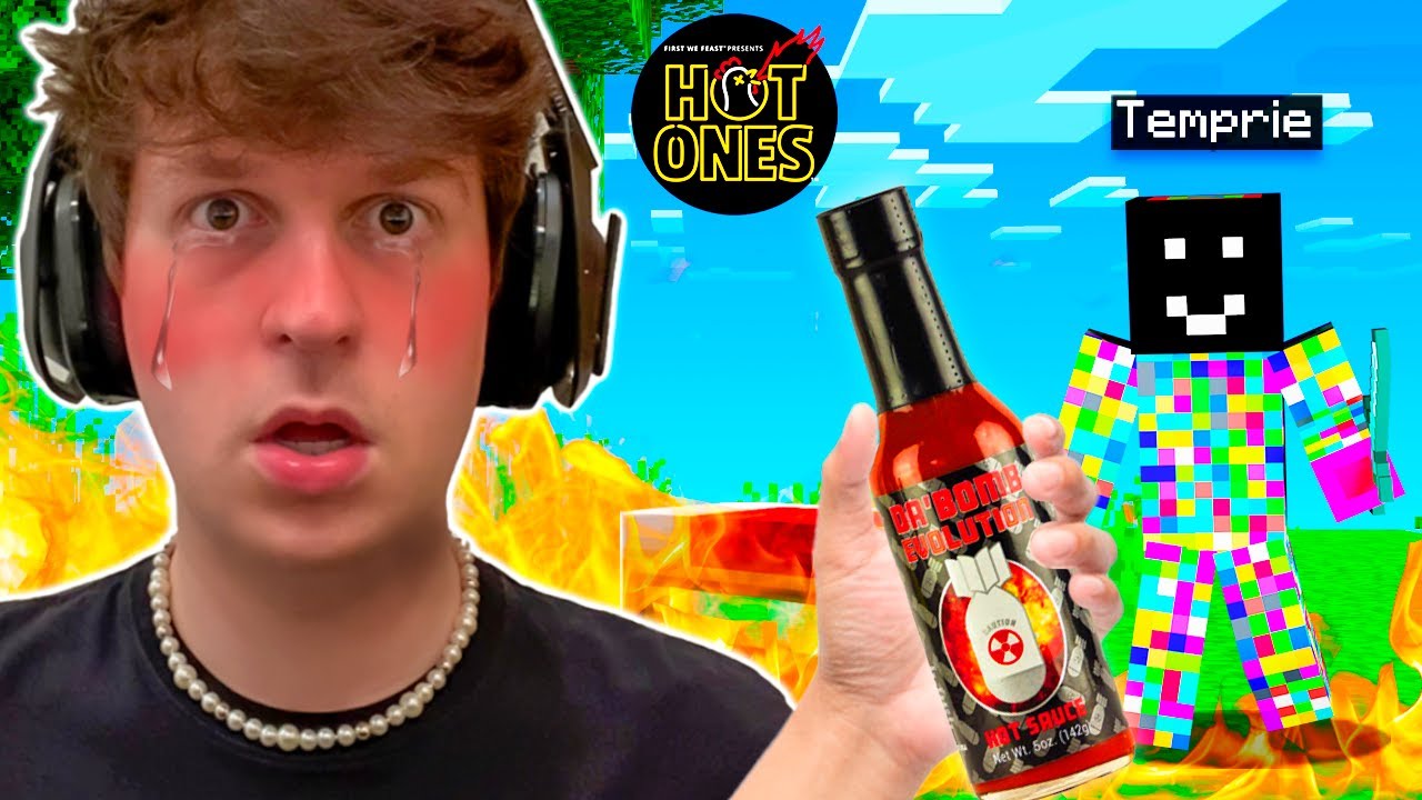 So I Ate The HOTTEST Hot Sauce Then Played Bedwars...