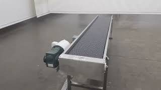 E332640 - Bmi 120L X 28W Plastic Mat Top Belt Conveyor With A 0.75 Horsepower Motor
