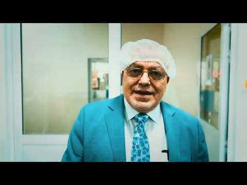 الدكتور مازن السقا يشرح عن معجون الاسنان جانوزي الطبيعي من شركة دي إكس إن داخل المصنع مباشرة
