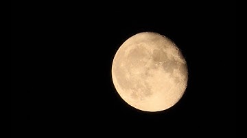 Moon - Timelapse