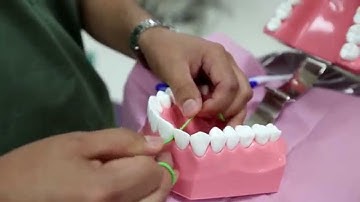 What to Do if You Get Floss Caught in Your Teeth