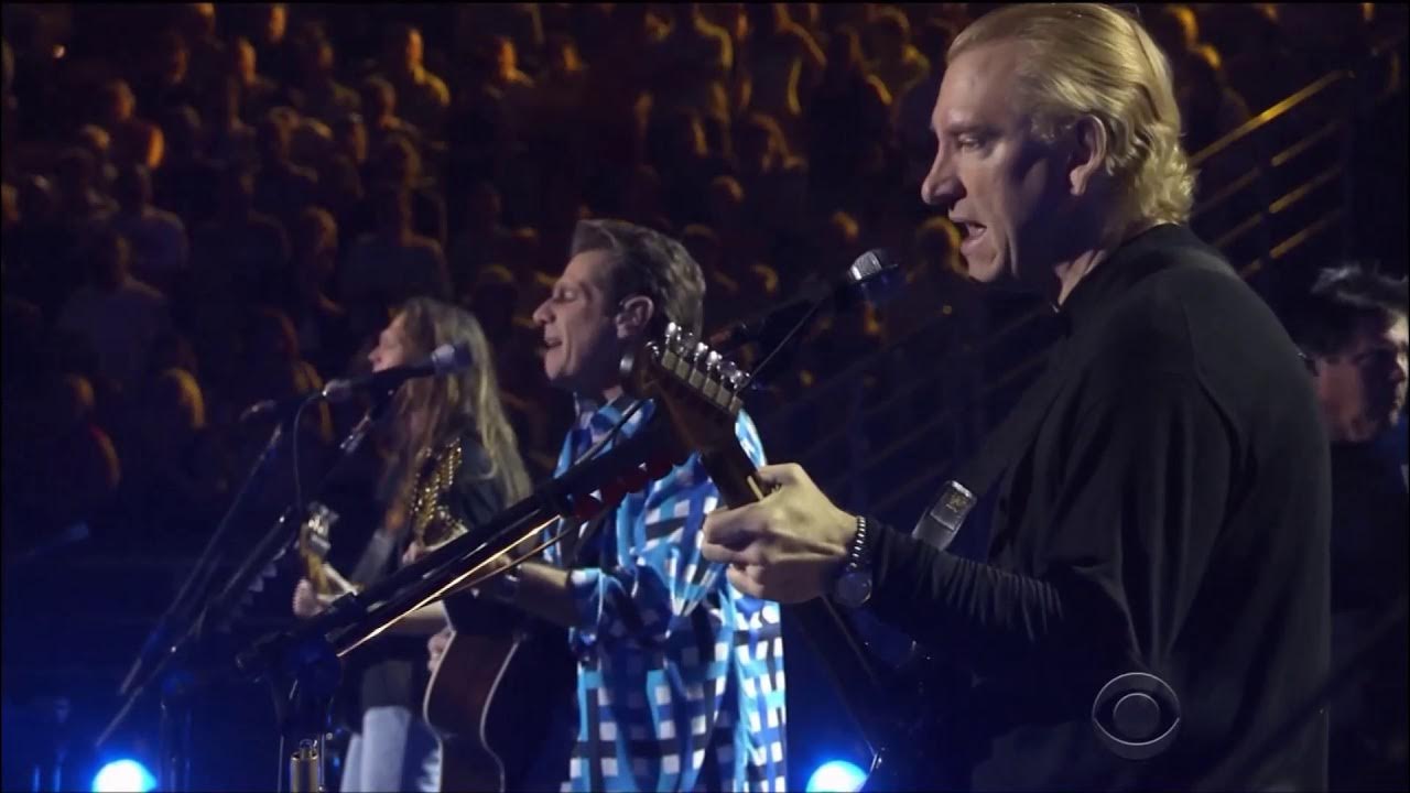 группа иглз калифорния. Eagles - hotel california (live 1977). видеоклип отель калифорния. музыка отель калифорния слушать. группа иглс отель калифорния.