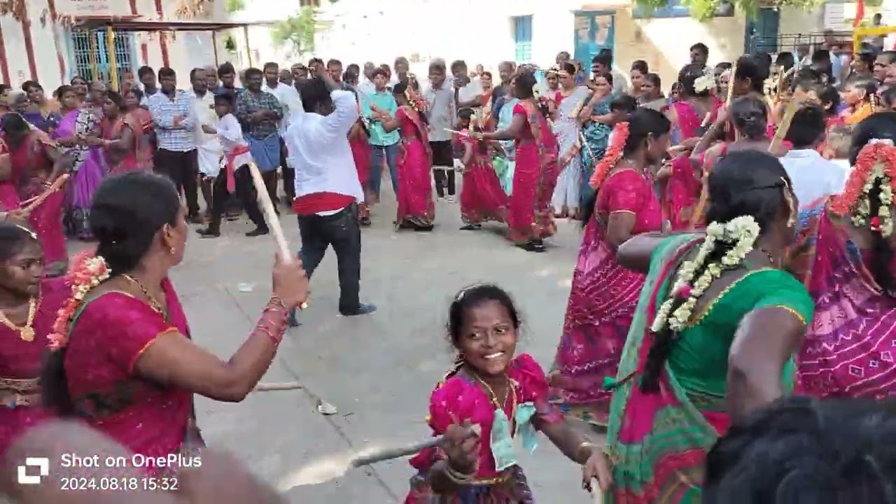 గోపాలకృష్ణుడమ్మా సాంగ్ కోలాటం @##@ గురువు లక్ష్మణ్ కుమార్ సింహాద్రిపురం cell:7989978835