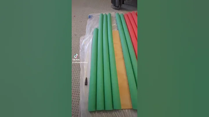 DIY Velvet Headboard #diy #diydecor #velvet #bedroom #modern