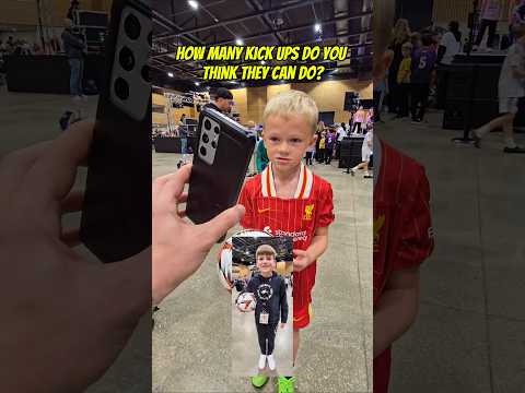 Can they beat the record for kickups!? ⚽️😯 #football #footballskills #kickups #footballer