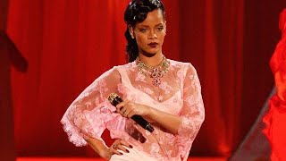 Rihanna - Phresh Out The Runway Victoria&#39;s Secret Fashion Show