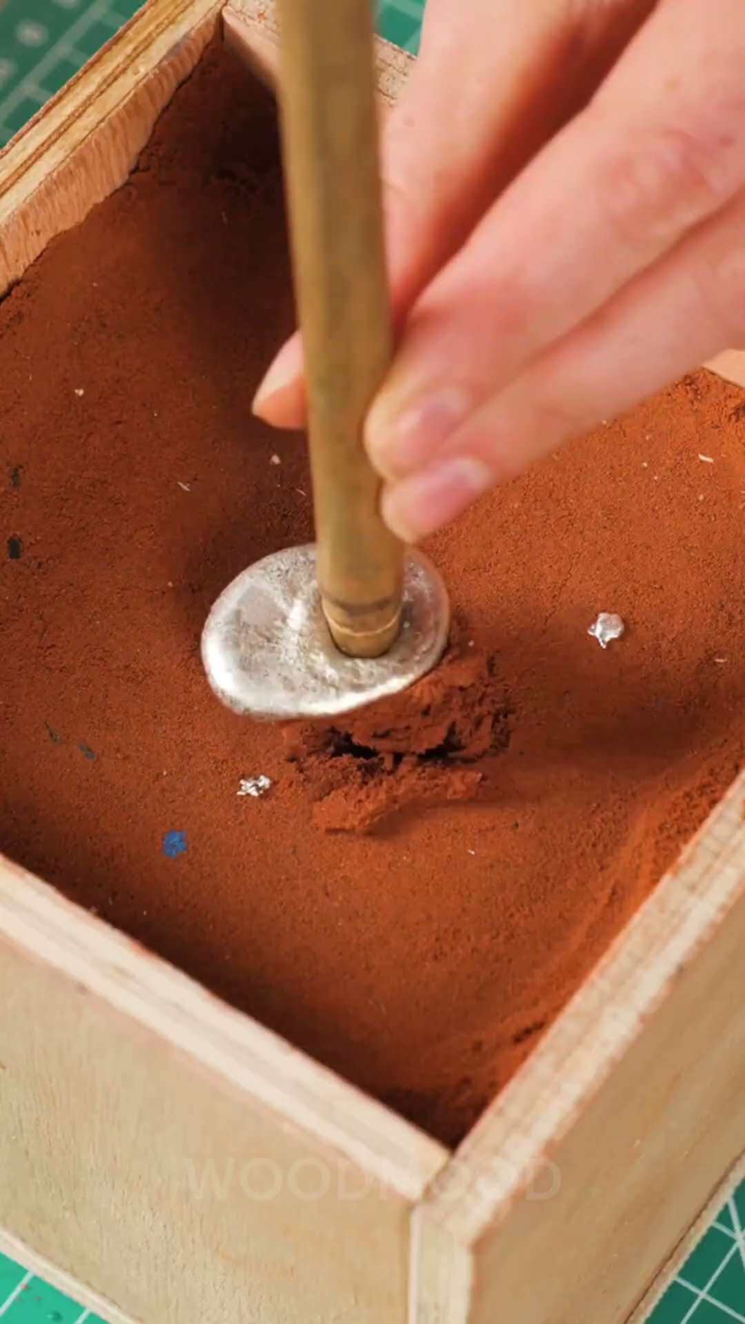 She Turns a Coke Can Into a SHARP Arrow Head ?