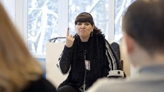Хочу петь, а меня никто не просит. Что делать? Тренинг Алены Кравченко (фрагмент) Хочу петь, а меня никто не просит. Что делать? Тренинг Алены Кравченко (фрагмент)