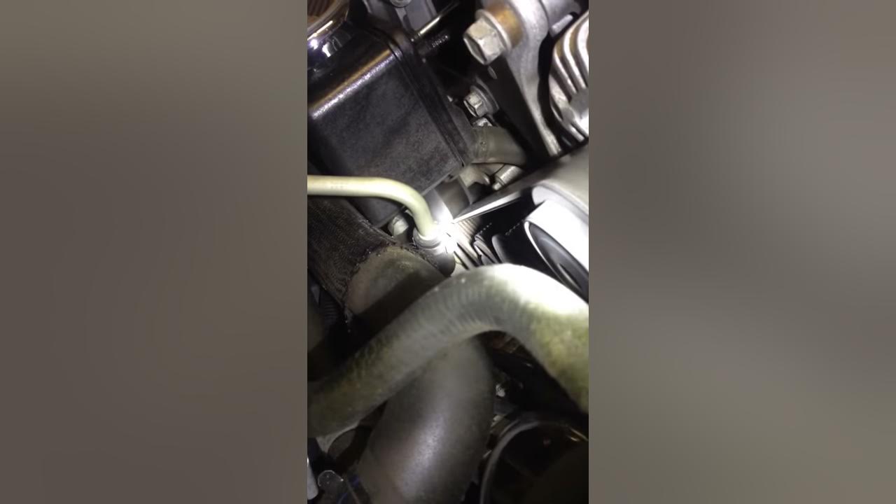 Corvette c6 harmonic balancer wobble - YouTube