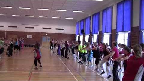 Zumba til fordel for julehjælpen 2012