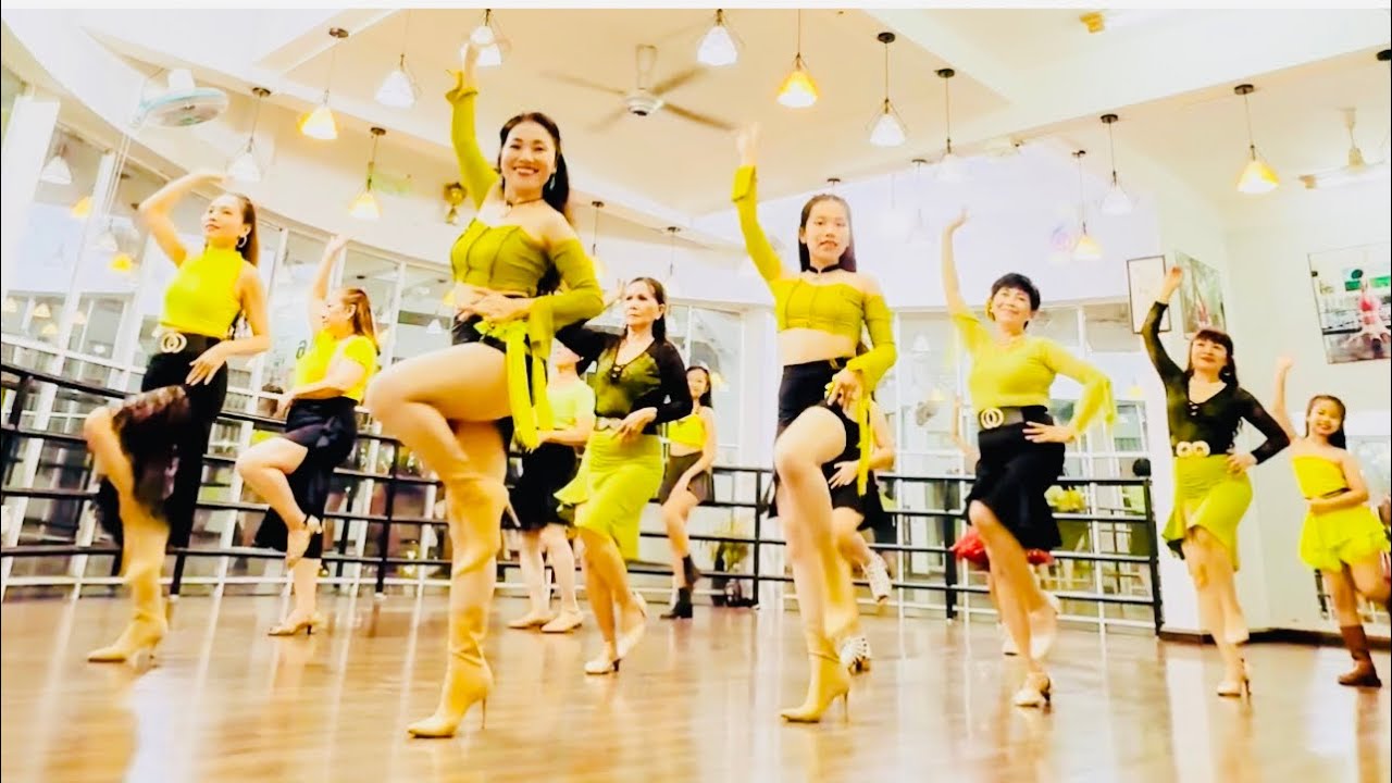 RUMBA / MỘT THUỞ YÊU NGƯỜI/  Biên đạo : Cô Ngọc Anh . Bài hướng dẫn trong phần mô tả