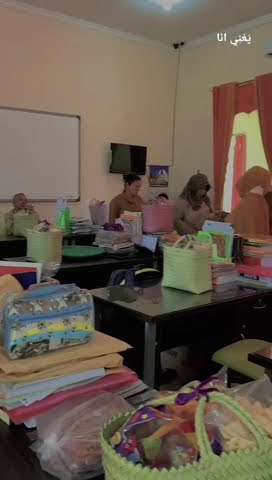 Suasana Ruang Guru 1 Hari Sebelum Cuti Bersama Libur Lebaran #cutibersama #masihsekolah