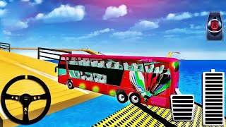 Autobús en Mega Rampa Simulador - Acrobacias Imposibles en Autobús - Juego Android screenshot 5