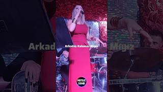 Gülden Esen - Arkadaş Kalamaz Mıyız Resimi