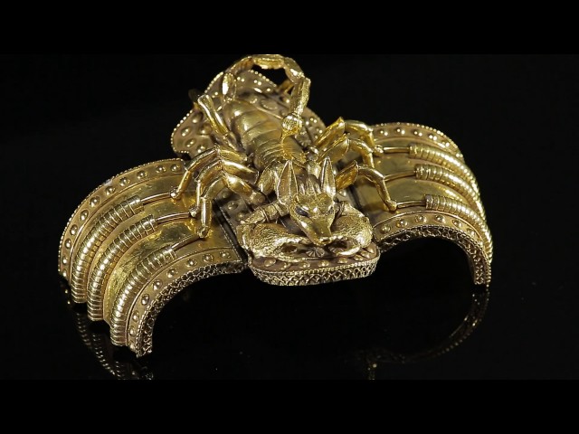 Hobe Unsigned Vintage Gold Plated Egyptian Revival Pharaoh Mummy Bracelet |  eBay