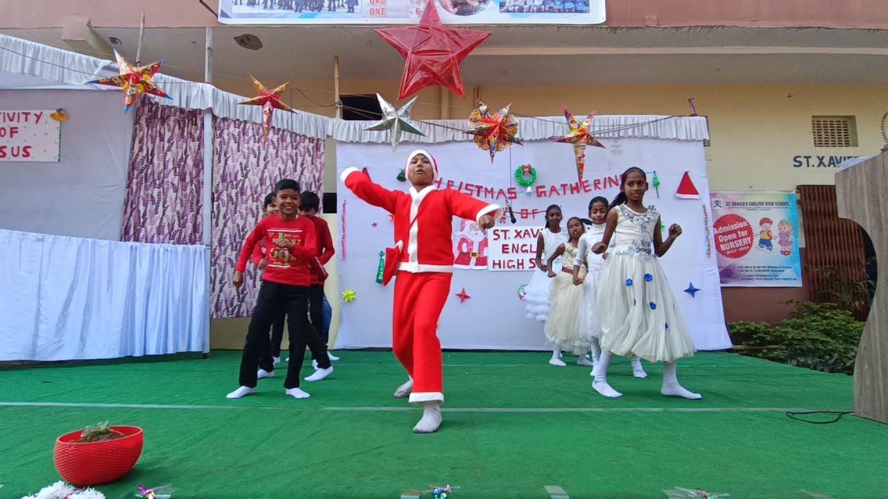 Santa Claus _santa Claus dekho aaya hai संता क्लॉज देखो आया है dance ...
