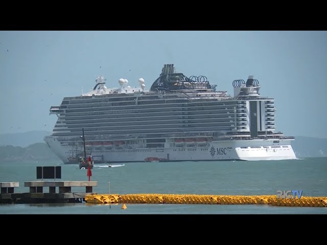 Balneario Camboriu Recebe Maior Transatlantico Do Brasil Youtube - roblox ana bela o titanic vai afundar titanic