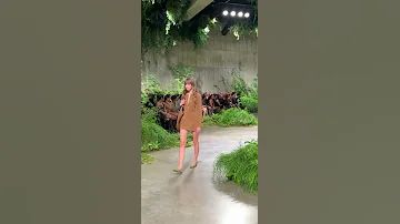 Gucci Cruise 2025 Fashion Gucci New Runway 