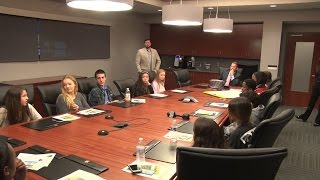Students Help Officials Tackle Opioid Addiction