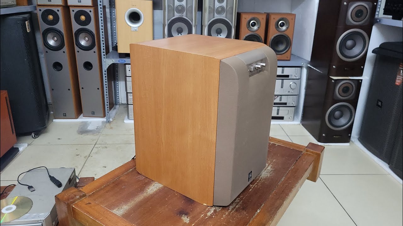 Trầm điện Yamaha SW45 bass20 đánh quá đầm. Giá 2.890k. Lh 0868931327 - 0867291331