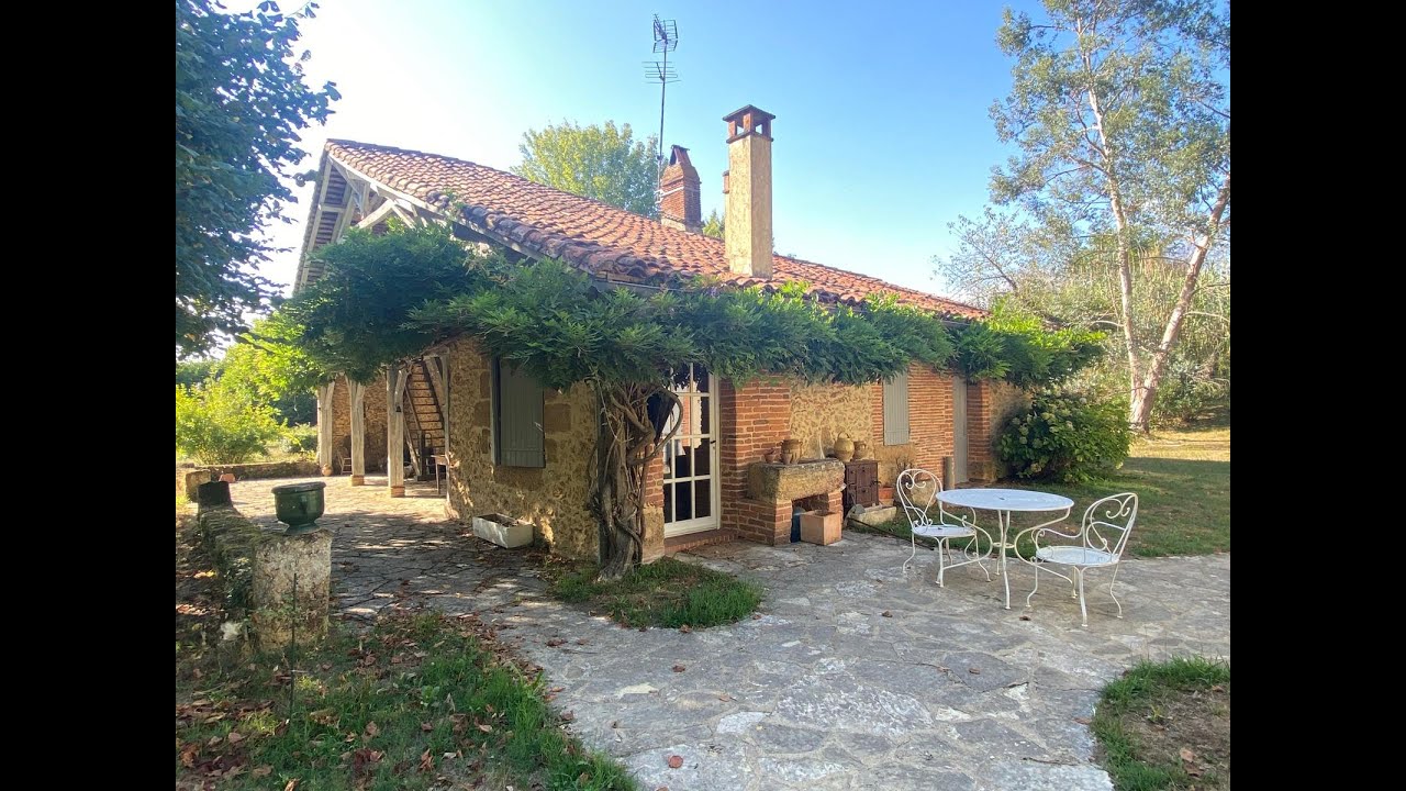 French Country Cottage on 6.5HA with Small Private Vineyard | For Sale by FRENCH CHARACTER HOMES